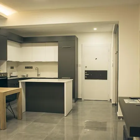 Charming Flat Close To The Beach With Shared Pool Appartement Agios Georgios (Famagusta)